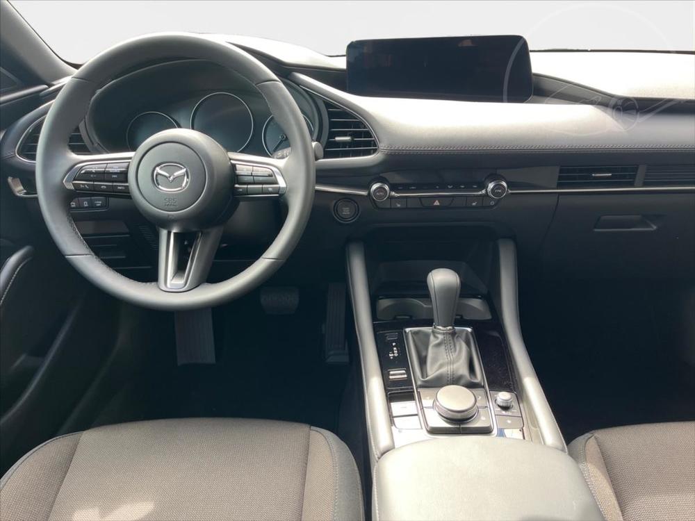 Mazda 3 2,0 G122/6AT  EXCLUSIVE LINE /