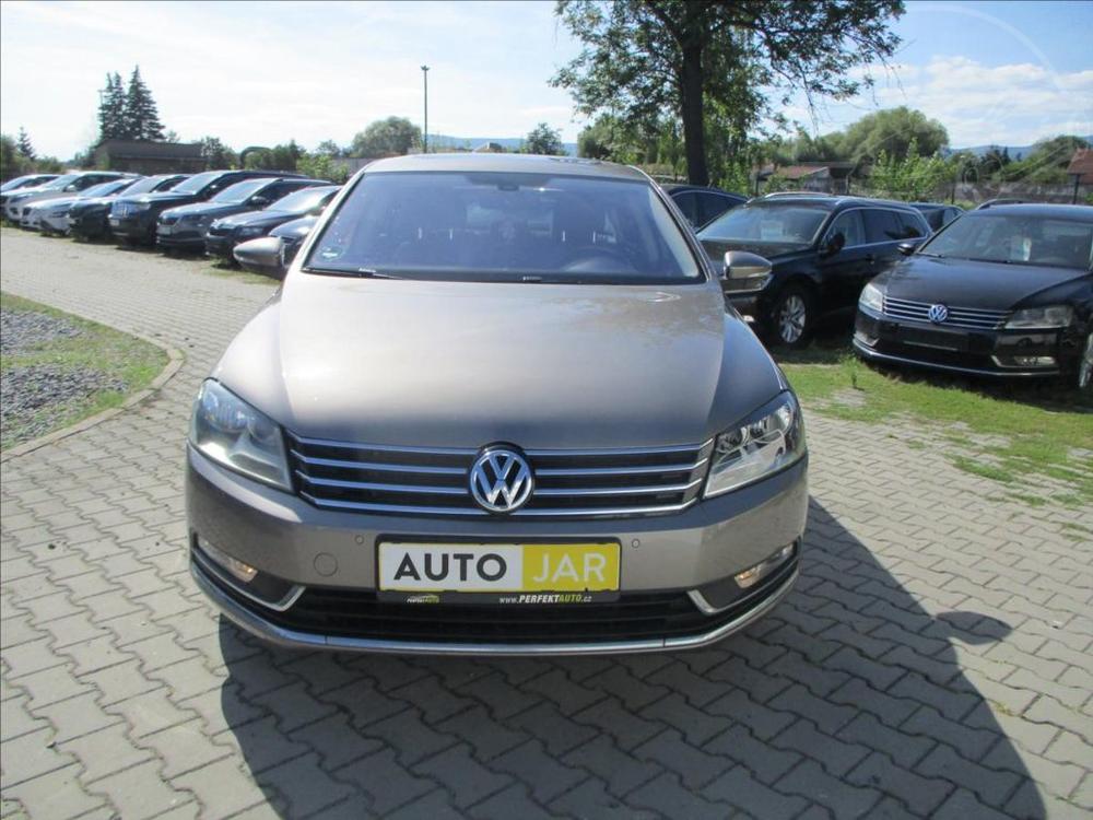 Volkswagen Passat 1,4 TSI  SERVISN KNIHA