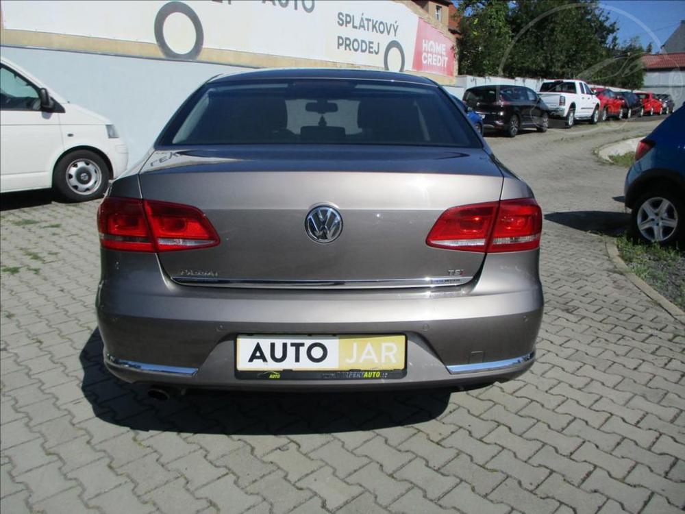 Volkswagen Passat 1,4 TSI  SERVISN KNIHA