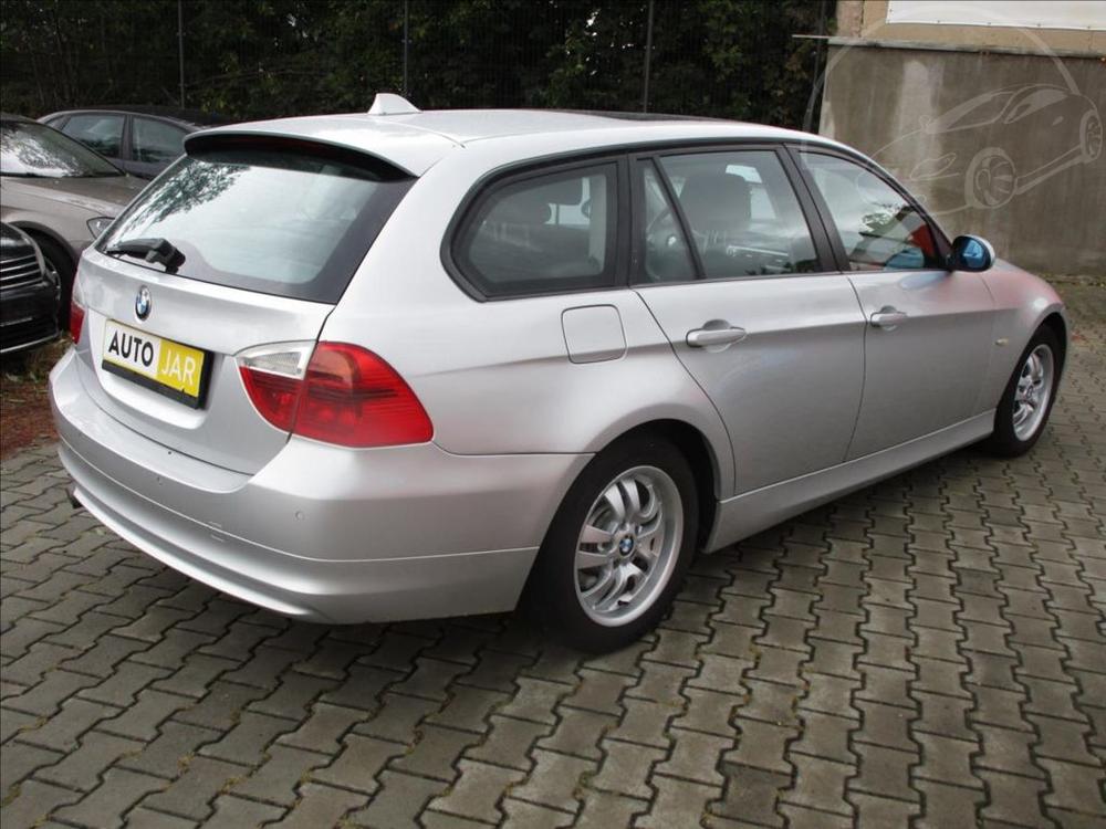 BMW 320 d 2,0  KLIMA