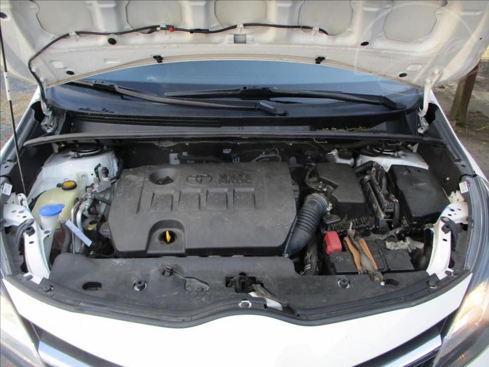 Toyota Verso 1,8 Valvematic  AUTOMAT,NAVI