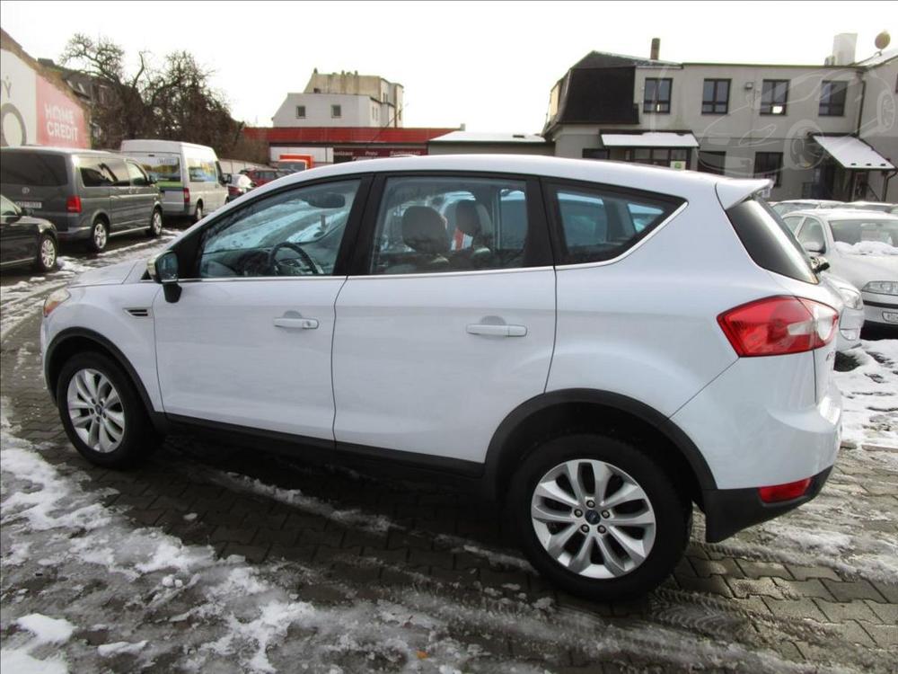 Ford Kuga 2,0 TDCi  TITANIUM