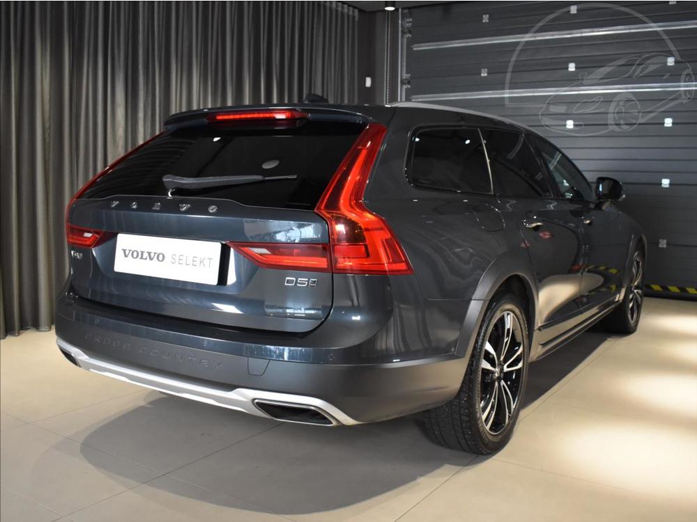 Volvo V90 2,0 D5 AWD PRO tan,Ventilace