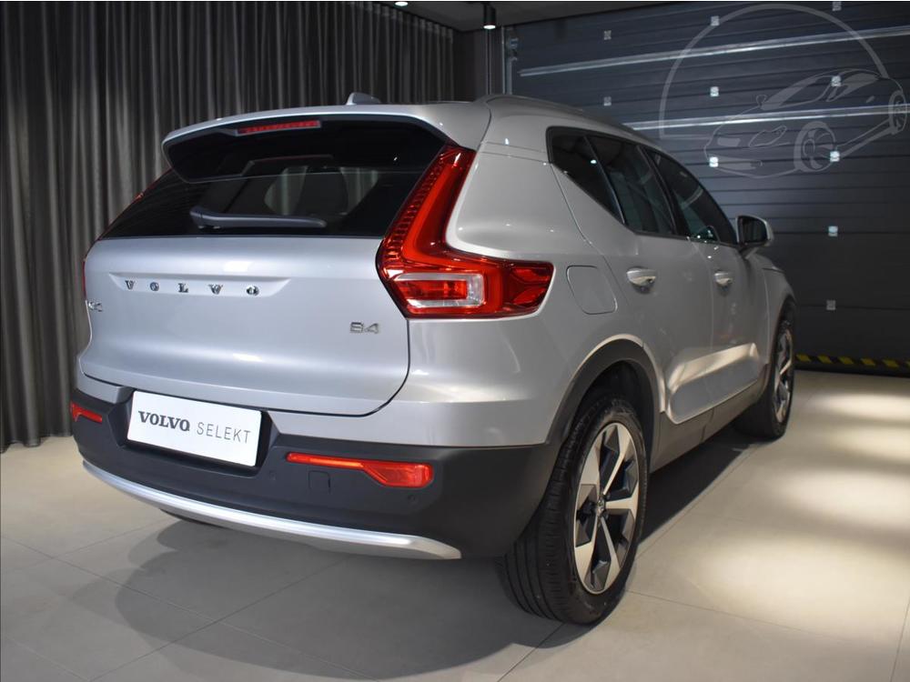 Volvo XC40 2,0 B4 ULT Panorama,Bezkli