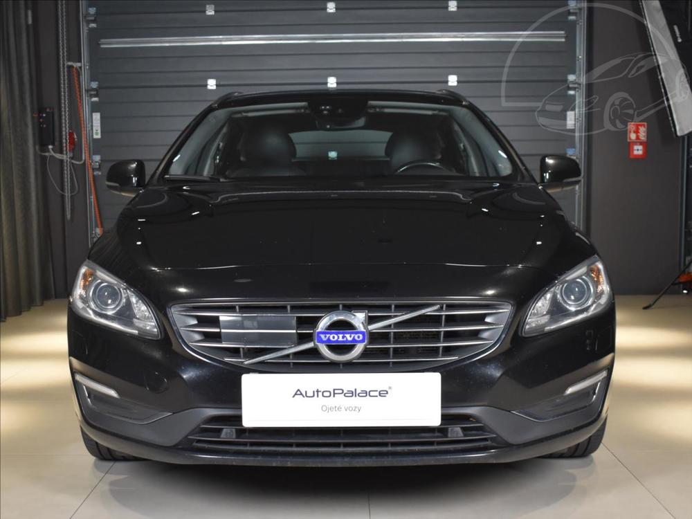 Volvo V60 2,0 D4  SUMMUM