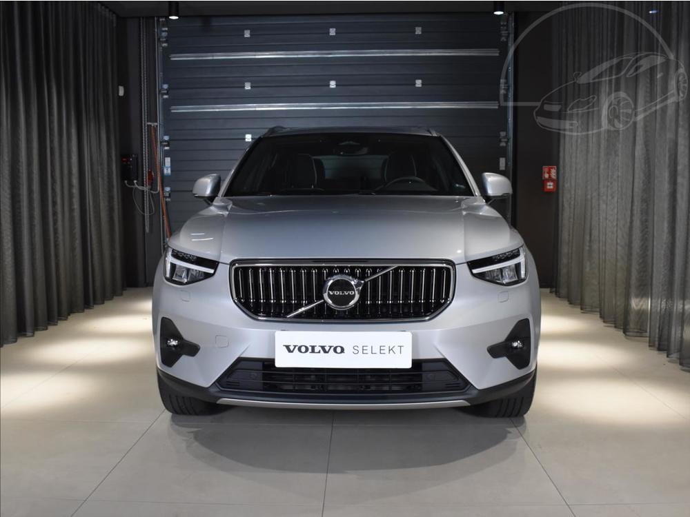 Volvo XC40 2,0 B4 ULT Panorama,Bezkli