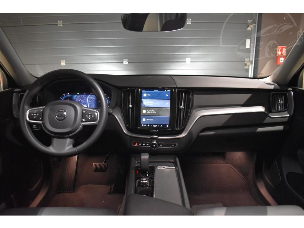 Volvo XC60 2,0 B4 AWD Core BLIS,Bezkl