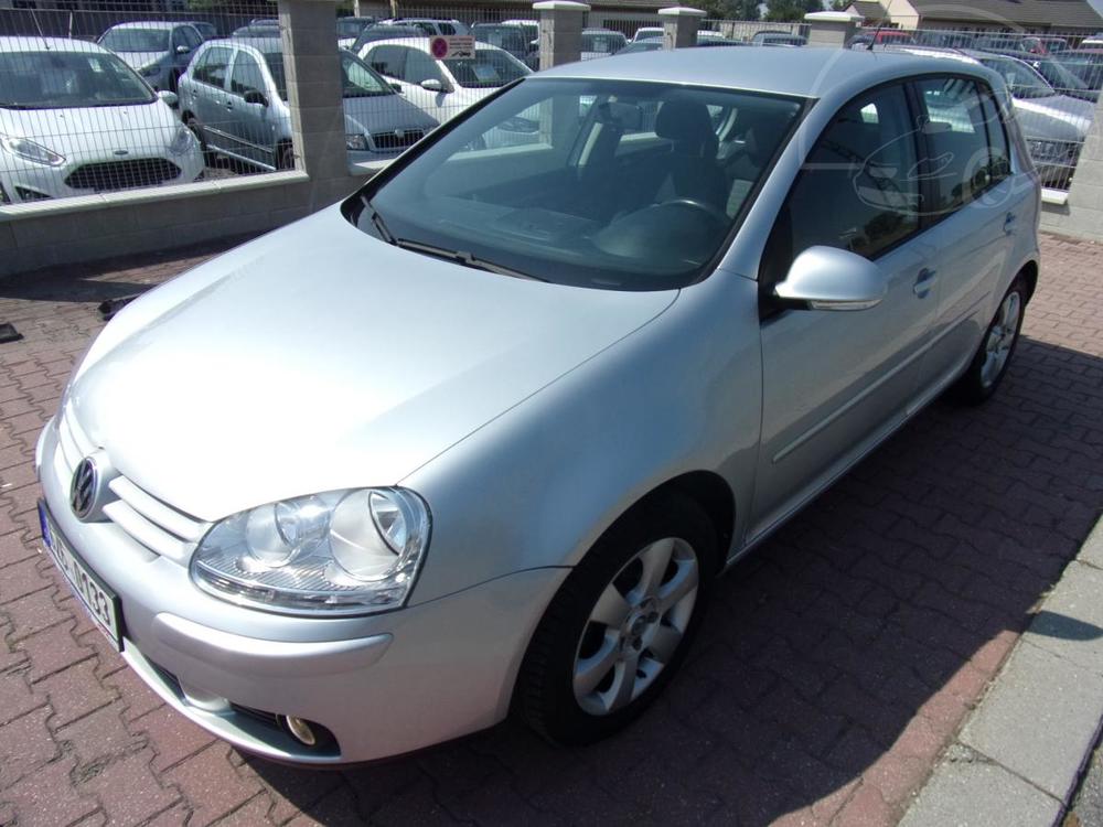 Volkswagen Golf 1,9 TDI - ZADÁNO