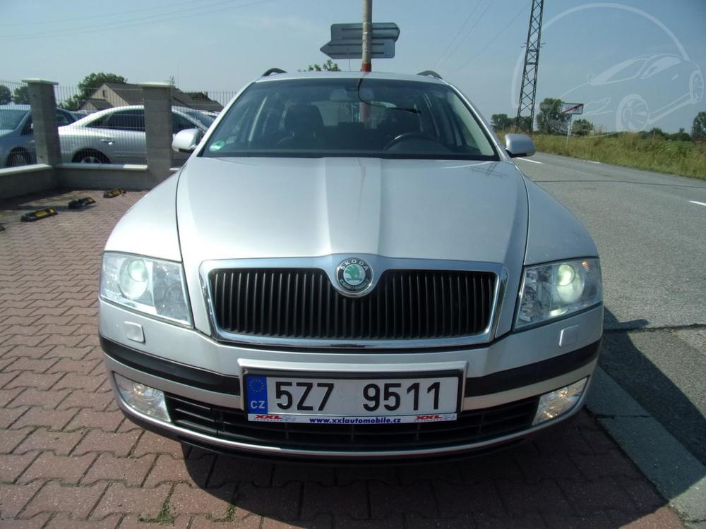 koda Octavia kombi 2,0 FSI ELEGANCE ALU