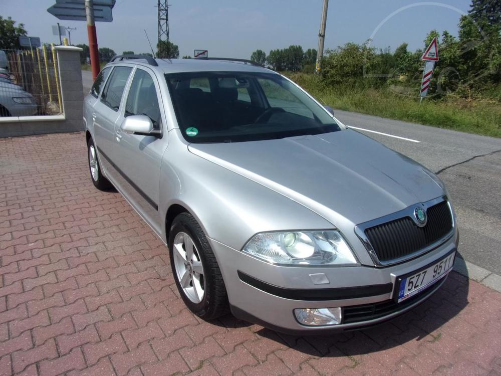 koda Octavia kombi 2,0 FSI ELEGANCE ALU