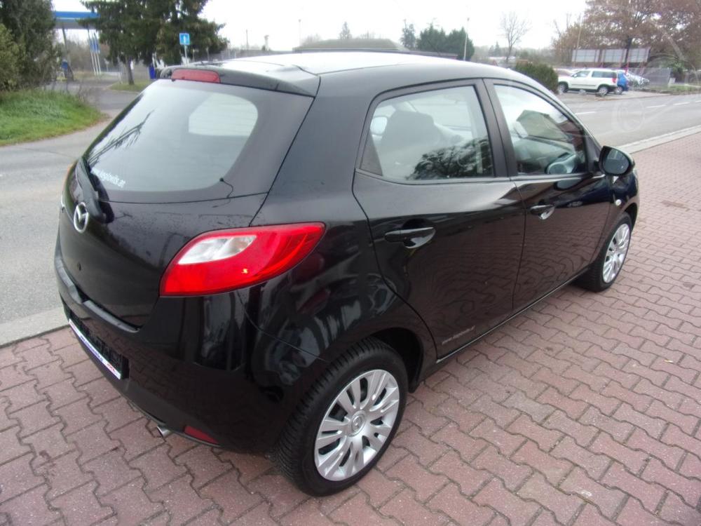 Mazda 2 1,3i KLIMA 2.majitel