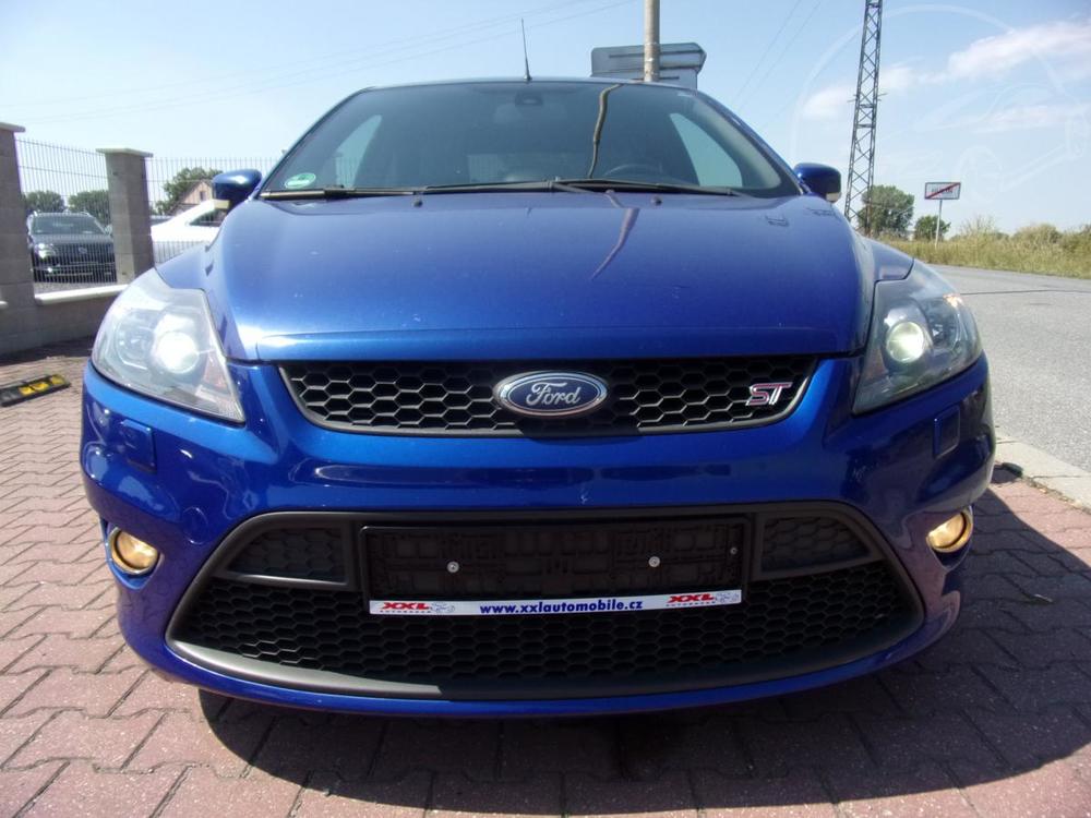 Ford Focus ST 2,5 166 kW RECARO