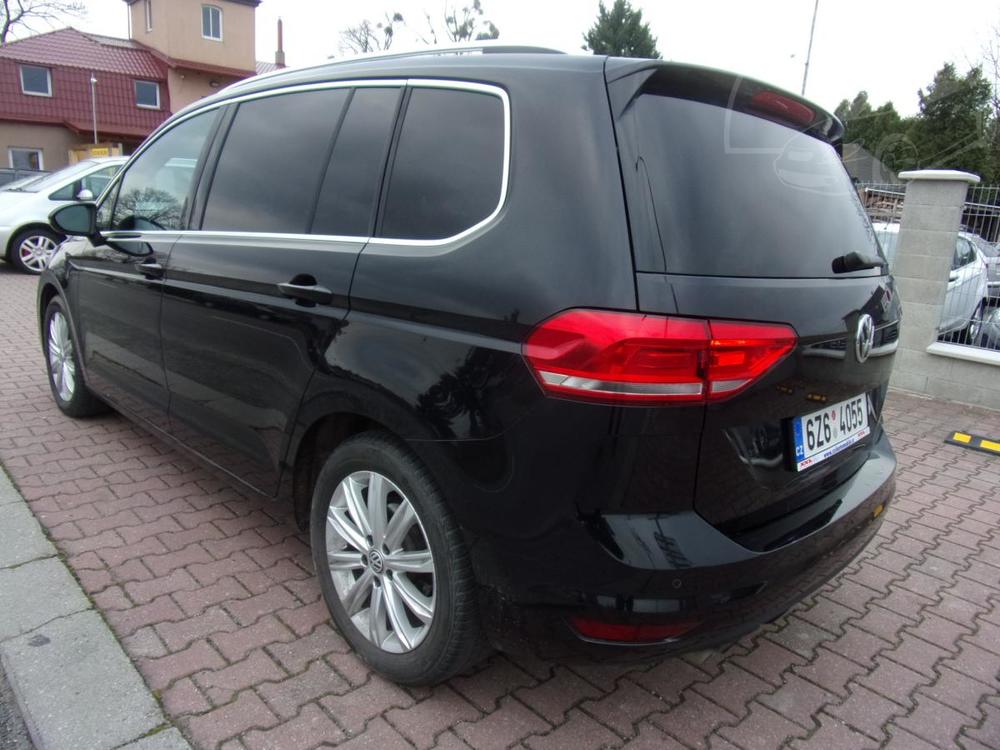 Volkswagen Touran 2,0TDI NAVI FULLLED