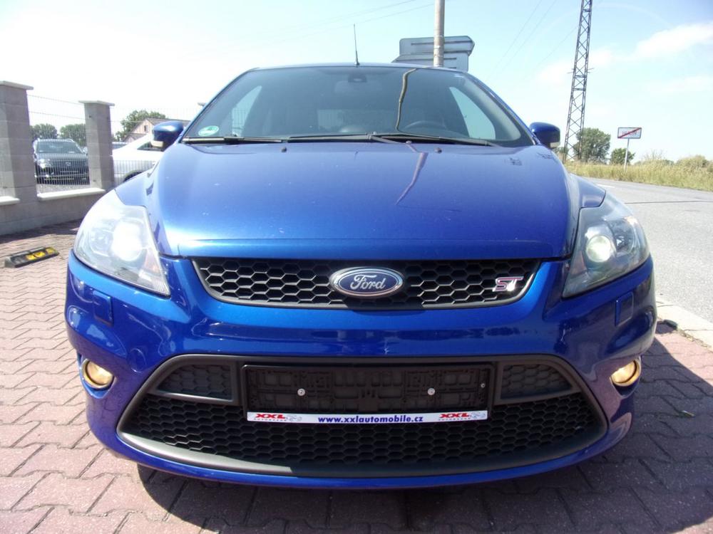 Ford Focus ST 2,5 166 kW RECARO