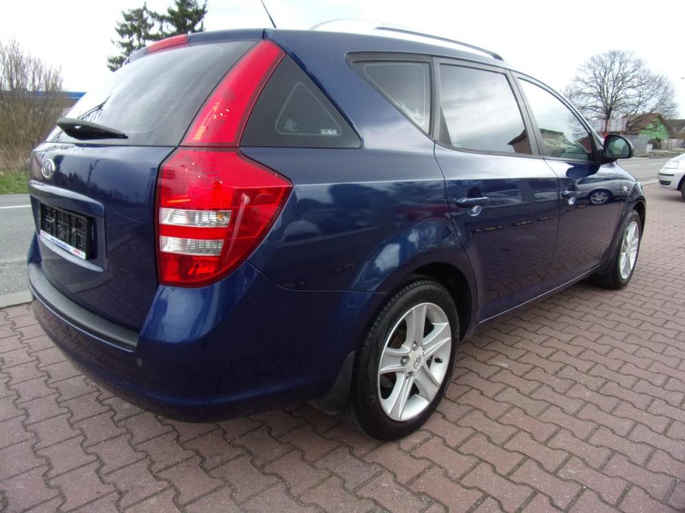 Kia Ceed 1,4 16V AUTOKLIMA ALU R