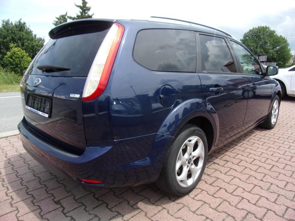 Ford Focus kombi 1,6TDCi KLIMA