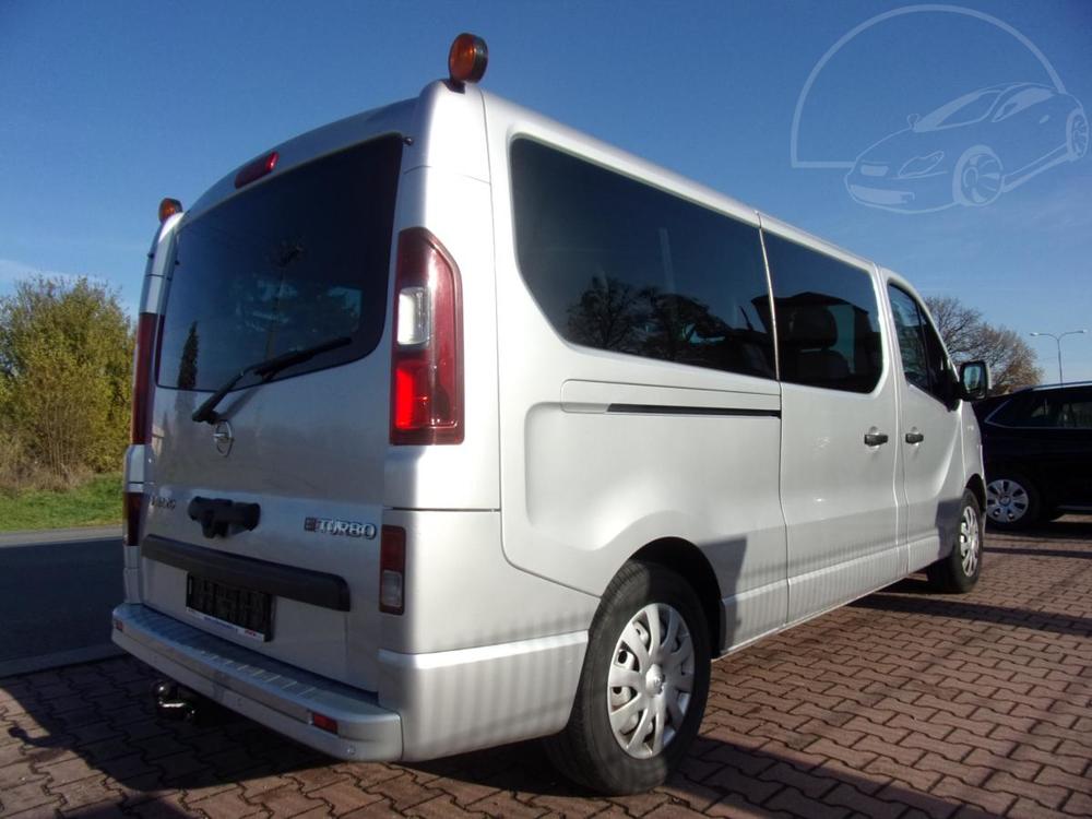 Opel Vivaro 1,6 BiTURBO 9mst