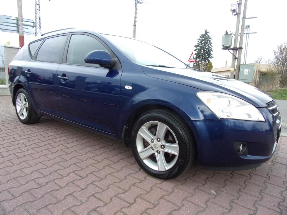 Kia Ceed 1,4 16V AUTOKLIMA ALU R