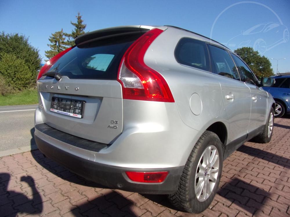 Volvo XC60 2,4 D5 AWD NAVI ALU BT