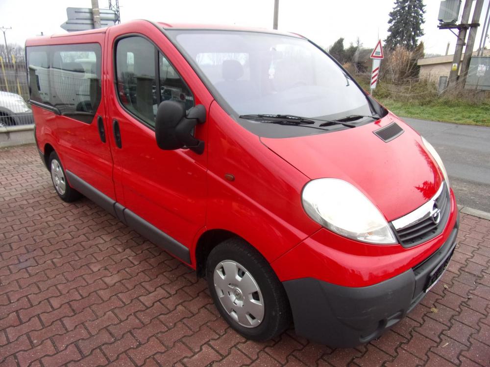 Opel Vivaro 2,0 CDTi KLIMA TAN 9 MST