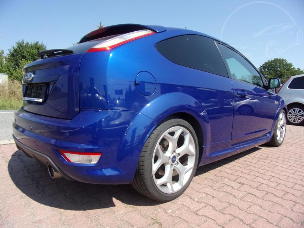 Ford Focus ST 2,5 166 kW RECARO