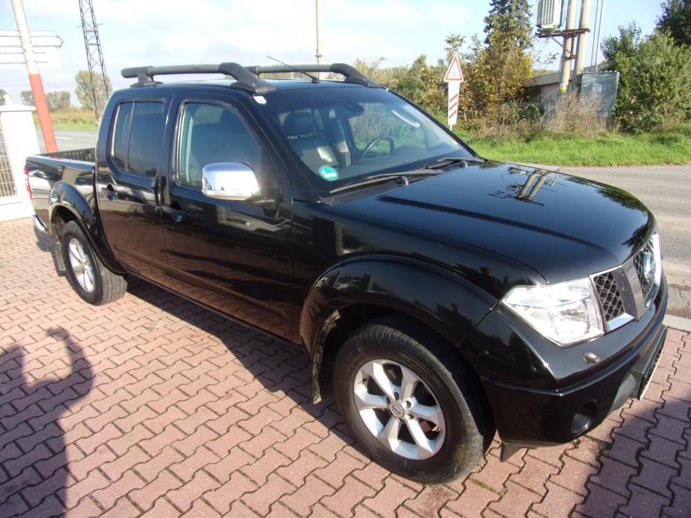 Nissan Navara 2.5 DCi 126kW 4x4 AUTOKLIMA