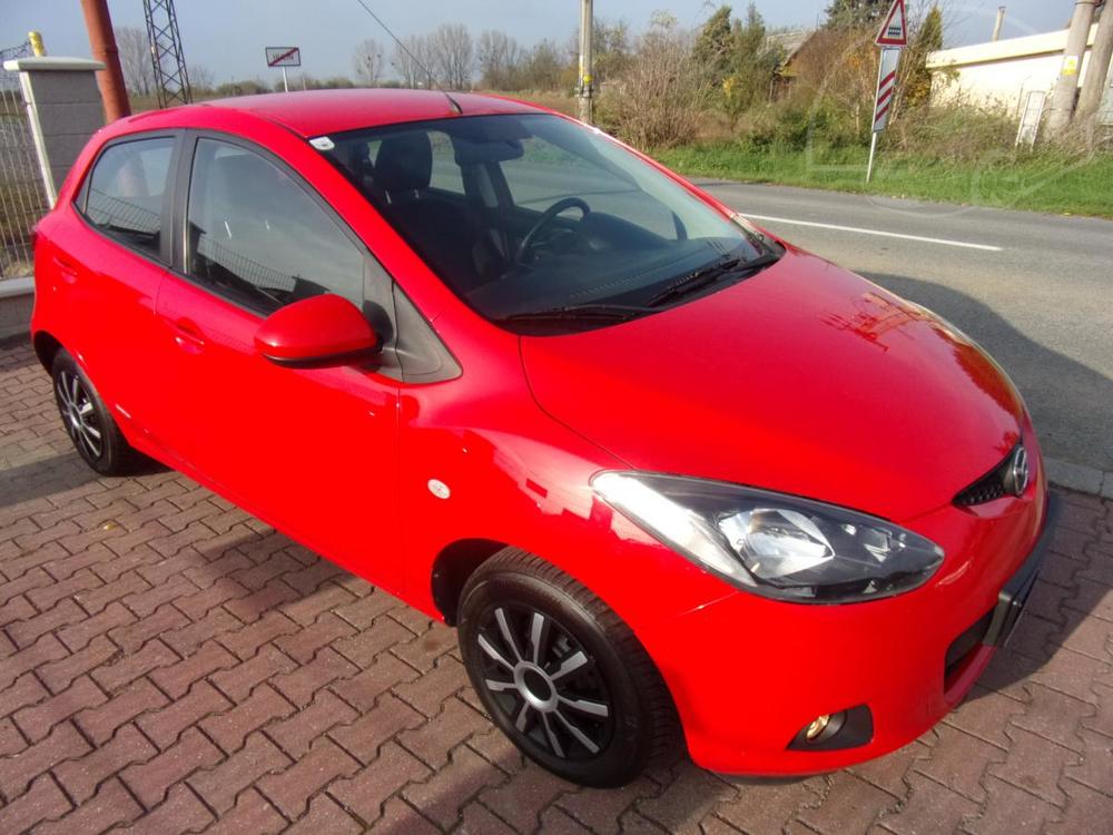 Mazda 2 1,3i KLIMA 2.majitel