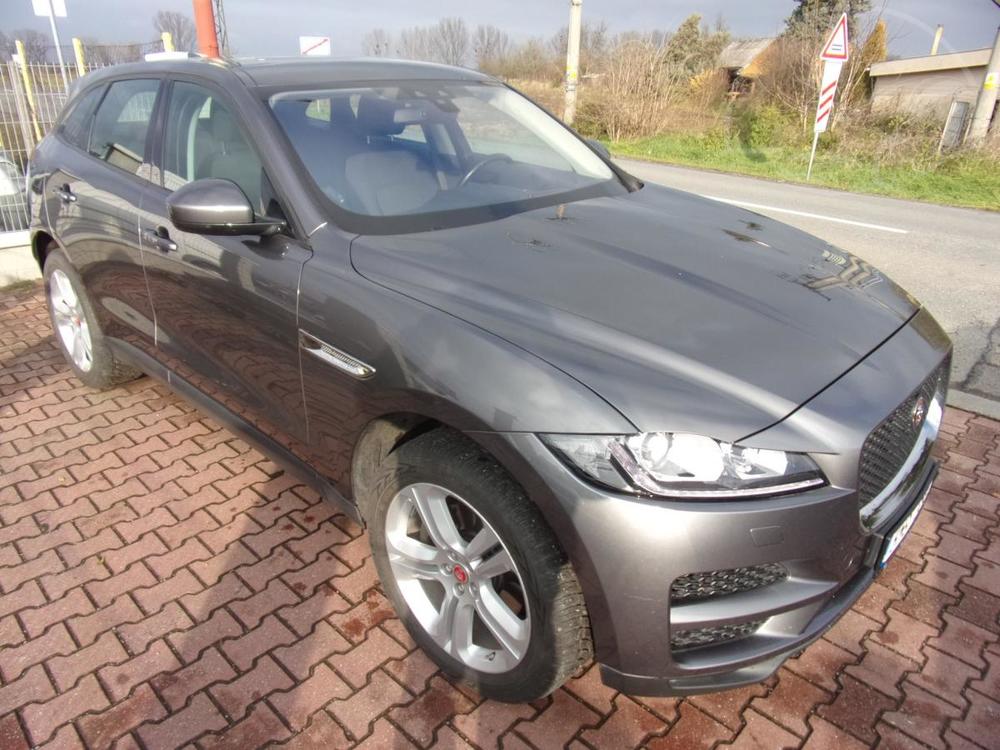 Jaguar F-Pace 30d AWD Pure NAVI R