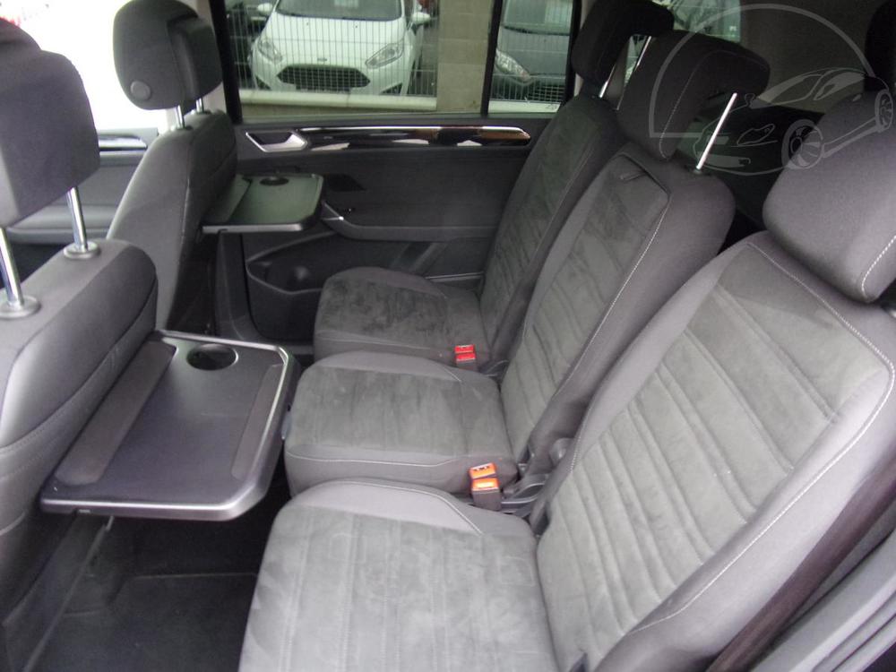 Volkswagen Touran 2,0TDI NAVI FULLLED