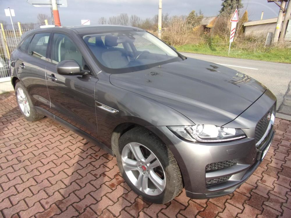 Jaguar F-Pace 30d AWD Pure NAVI R