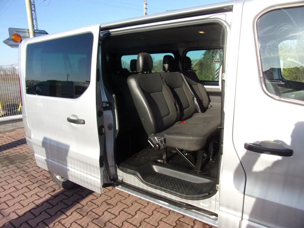 Opel Vivaro 1,6 BiTURBO 9mst