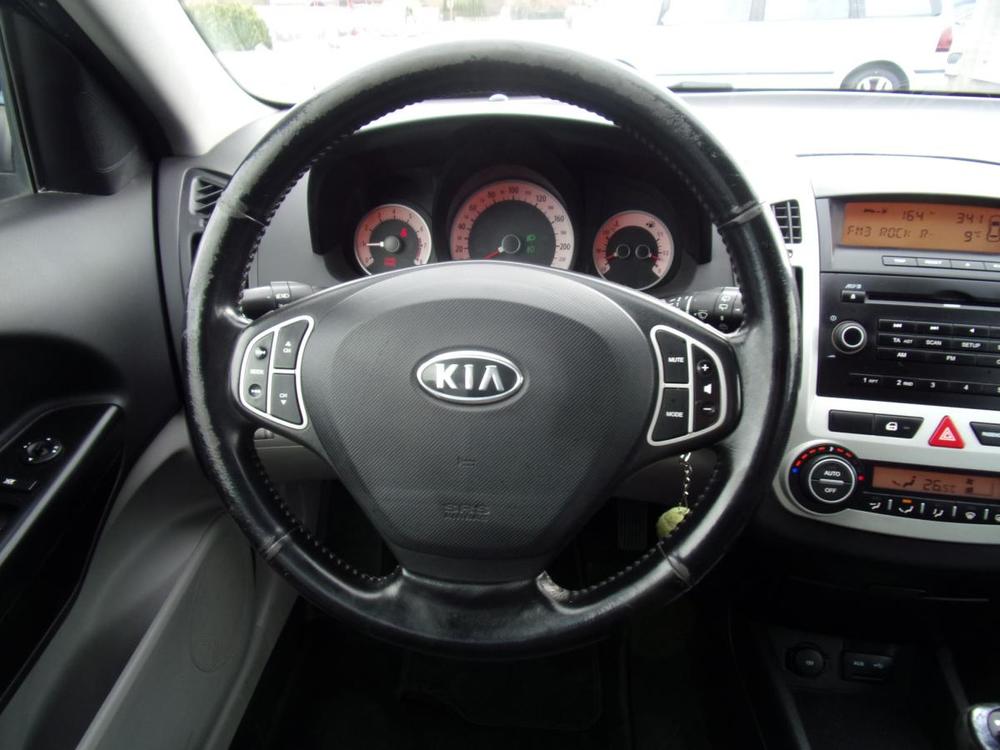 Kia Ceed 1,4 16V AUTOKLIMA ALU R