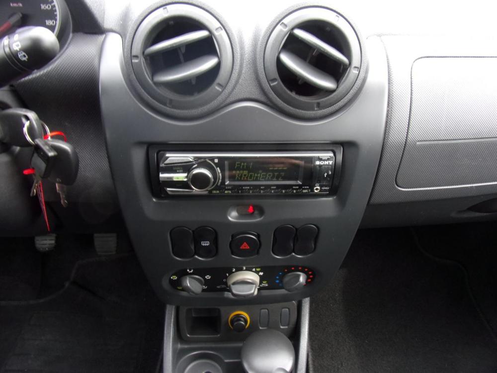 Dacia Duster 1,6 16V 1.majitel USB