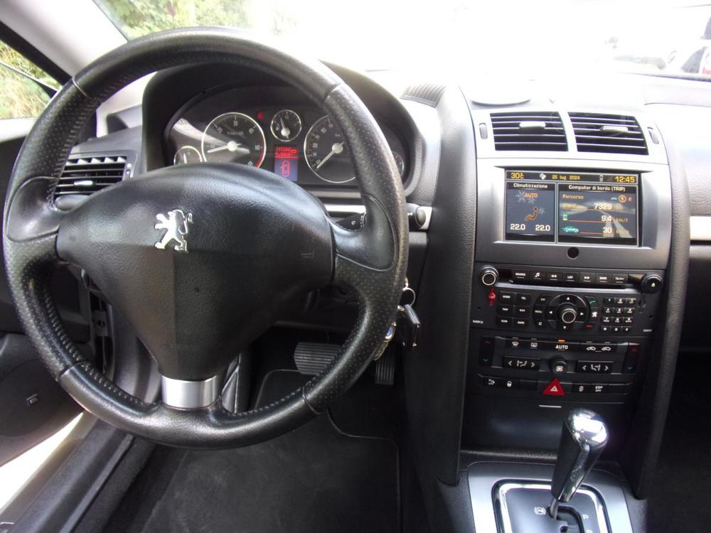 Peugeot 407 2,7 V6 HDI COUP 150kW