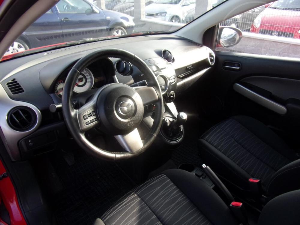 Mazda 2 1,3i KLIMA 2.majitel