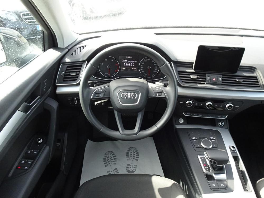 Audi Q5 2.0 TDI 120kW quattro S tro