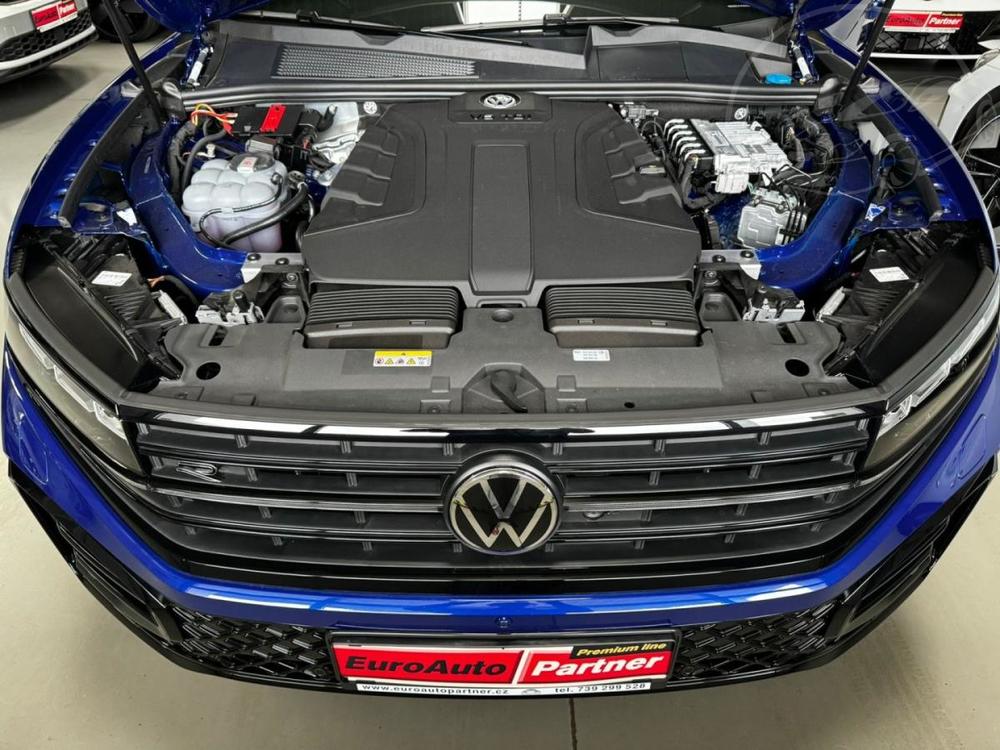 Volkswagen Touareg NEW R-LINE 3,0TDI 210kW HUD