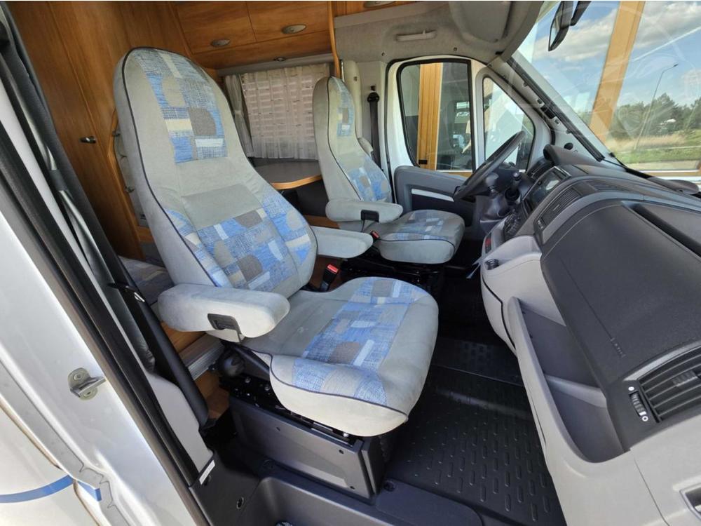 Adria  2,3 JTD Coral 660sl polinteg.