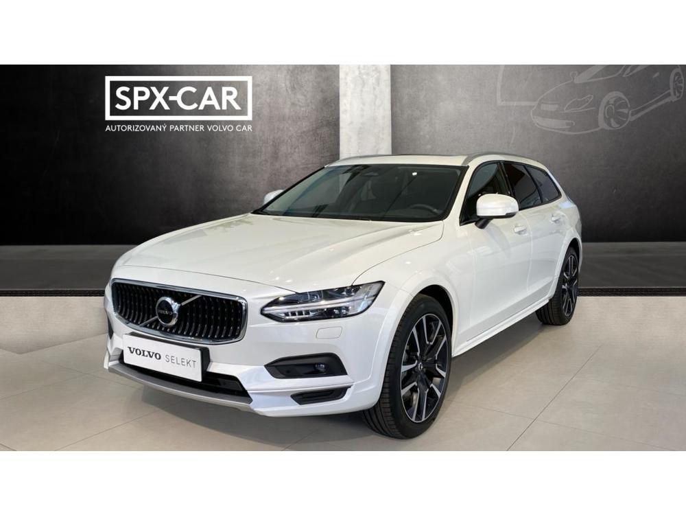 Prodm Volvo V90 Cross Country Pro, B5 AWD, 173