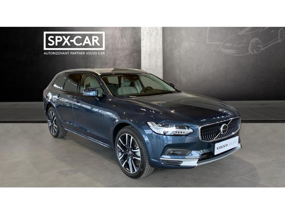 Prodm Volvo V90 Cross Country Pro, B5 AWD, 184