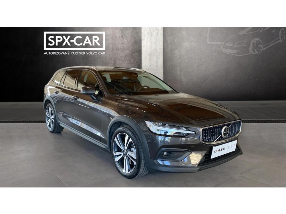 Prodm Volvo V60 Cross Country, B4 AWD, 145+10