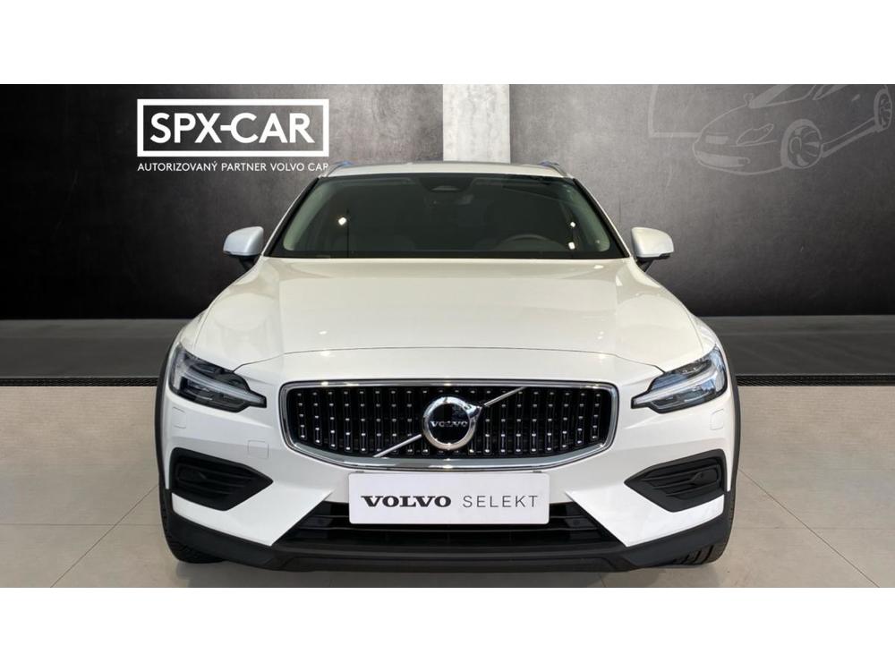 Volvo V60 Cross Country, B4 AWD, 145+10