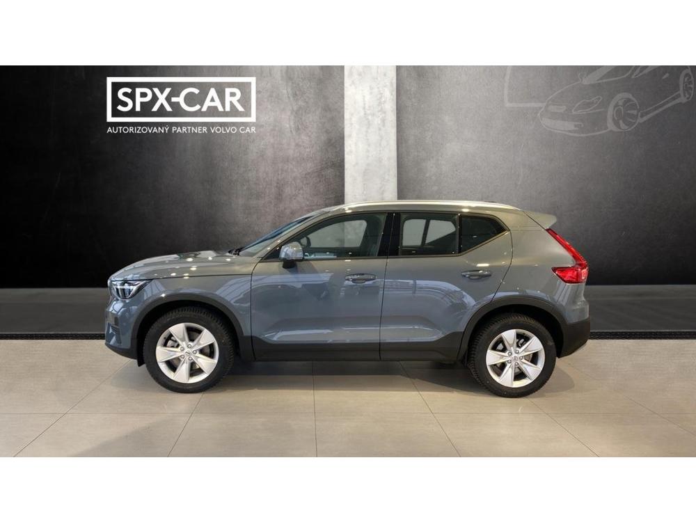 Volvo XC40 ESSENTIAL, B3 FWD, 120+10 kW /