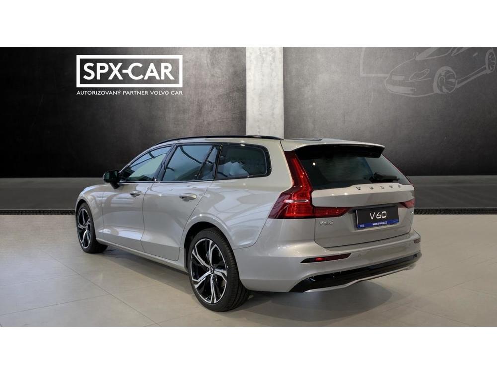 Volvo V60 PLUS DARK, B4, 145+10 kW / 197