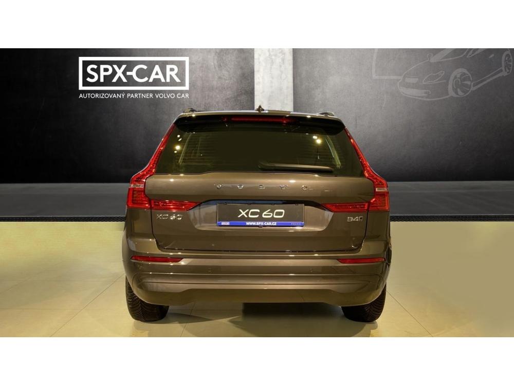 Volvo XC60 CORE, B4 AWD, 145+10 kW / 197+