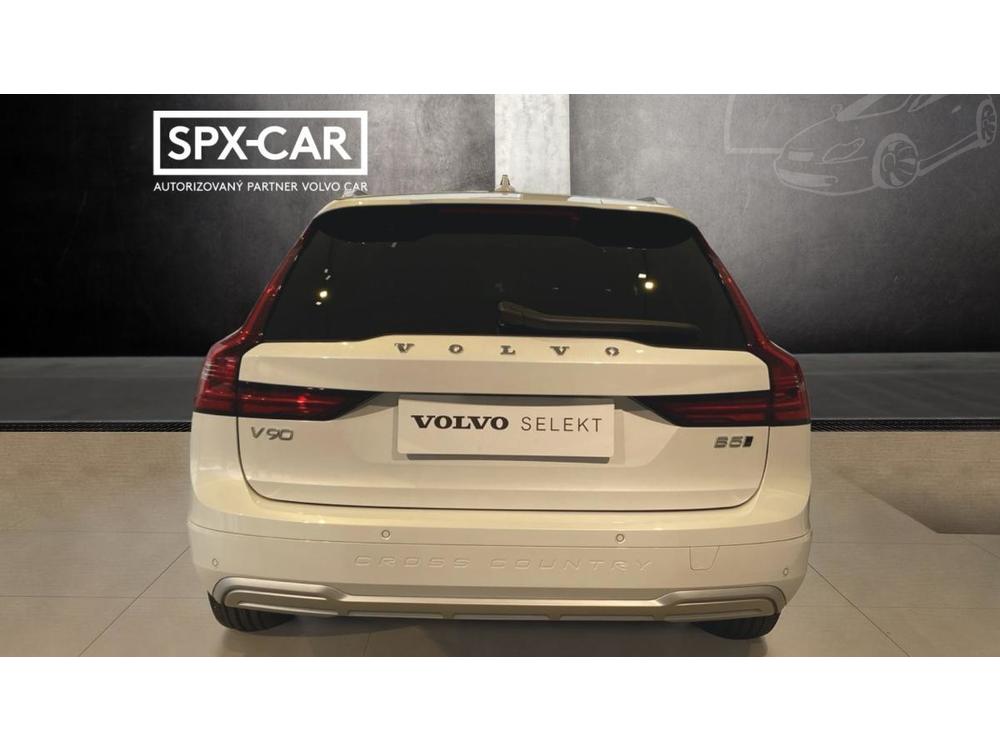 Volvo V90 Cross Country Pro, B5 AWD, 173