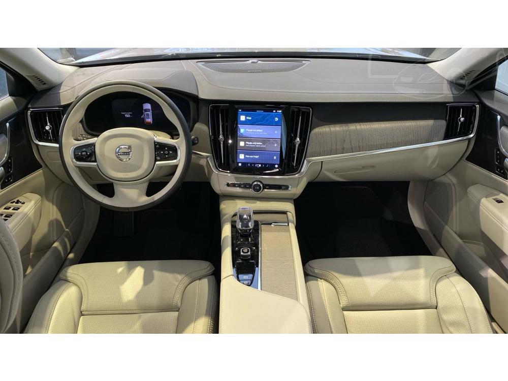 Volvo V90 PLUS, B4 AWD, 145+10 kW / 197+