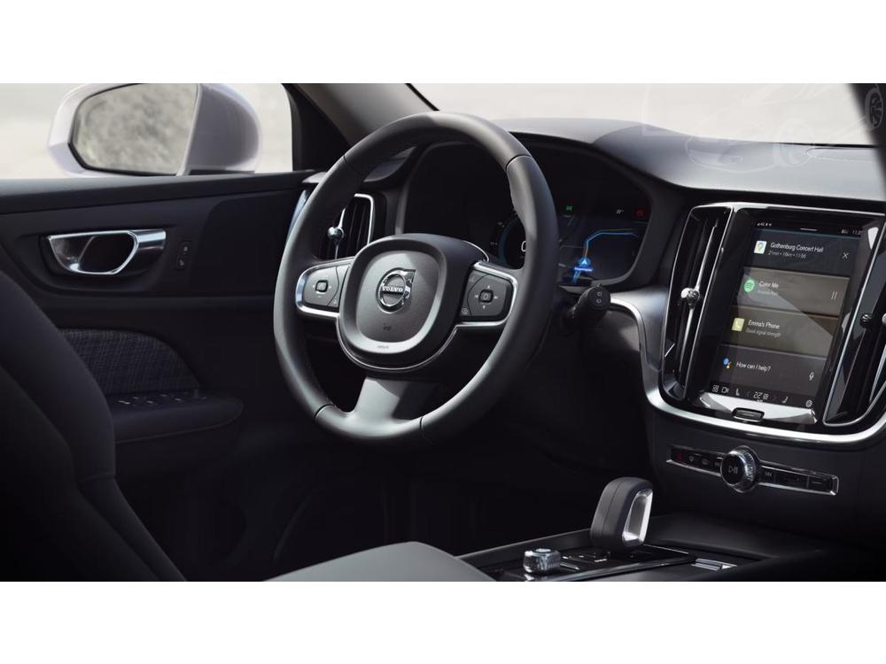 Volvo V60 CORE, B4, 145+10 kW / 197+14 H