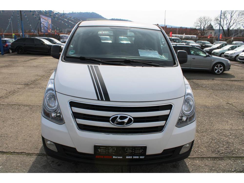 Prodm Hyundai H1 2,5CRDi KLIMA EL.OKNA ESP PC