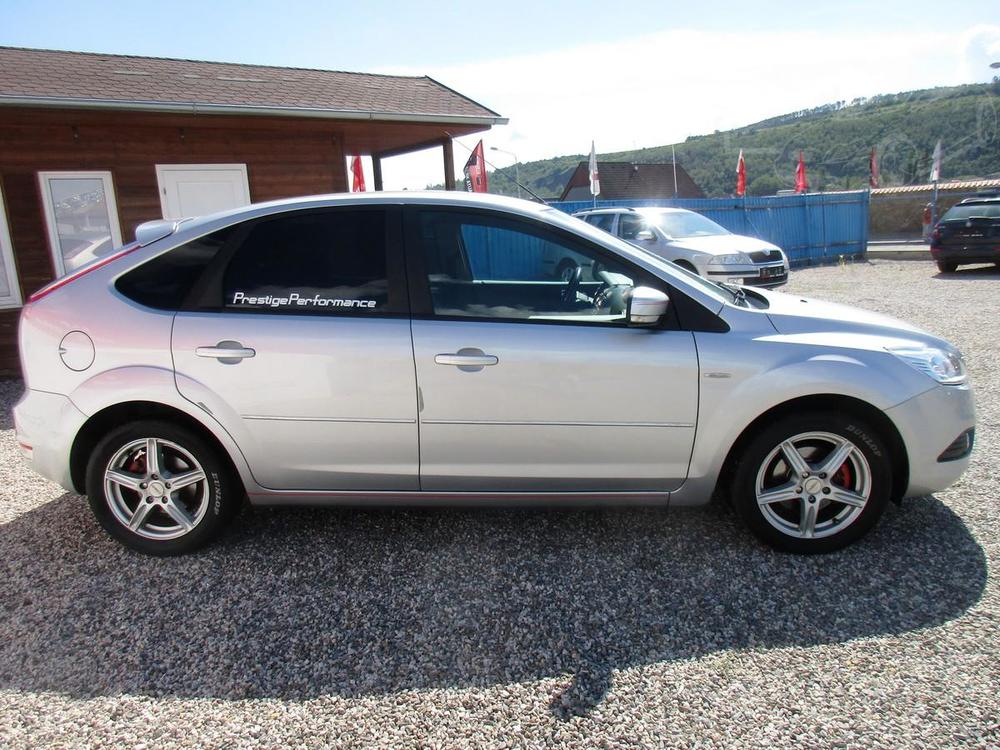 Ford Focus 1,6i KLIMA EL.OKNA VYH.SKLO